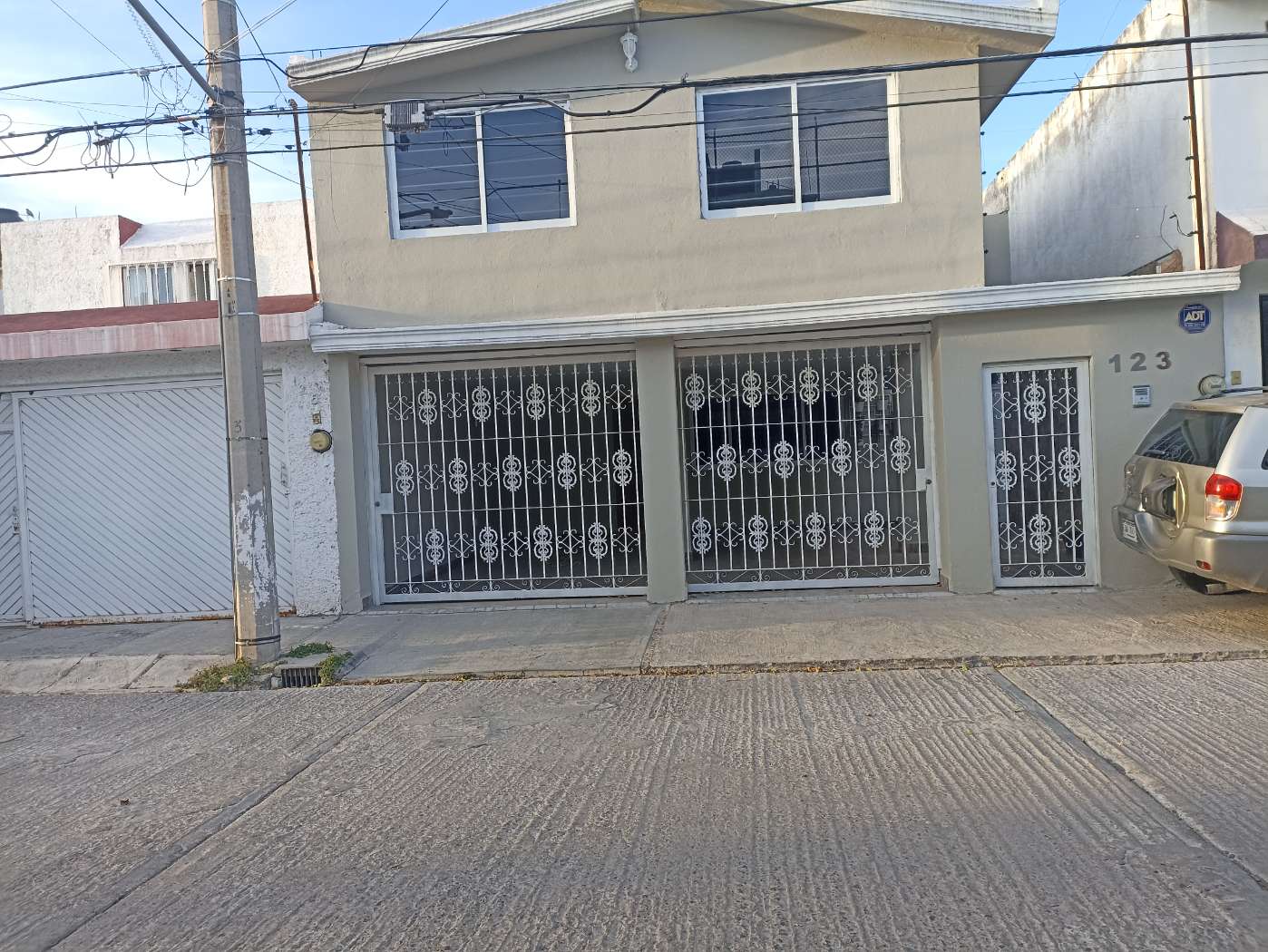 Casa en Renta en Celaya, Guanajuato: 4 Recámaras y Confort